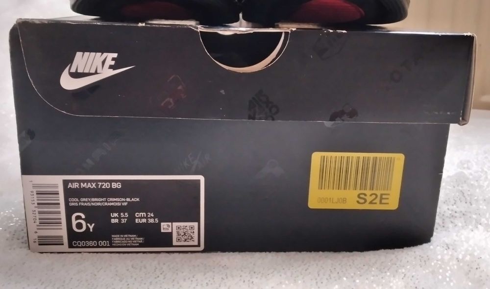Nike Air Max 720 rozmiar 37