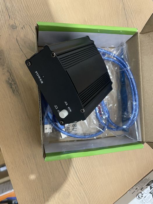 Фантомне живлення для мікрофонів