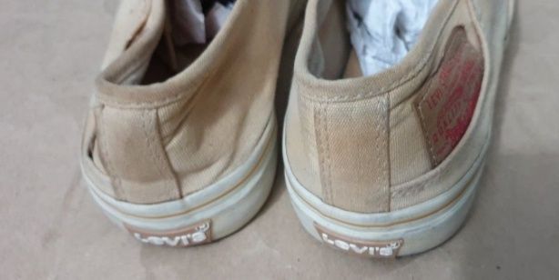 Крассовки детские Levis