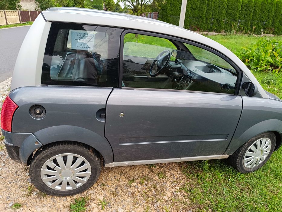 Samochód Microcar MC1