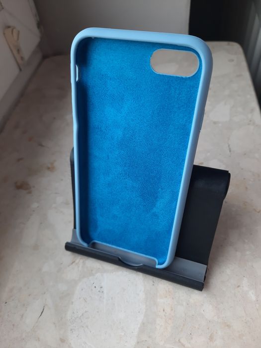 Etui na IPhone se 2020 nowy silikonowy  z mikrofibrą