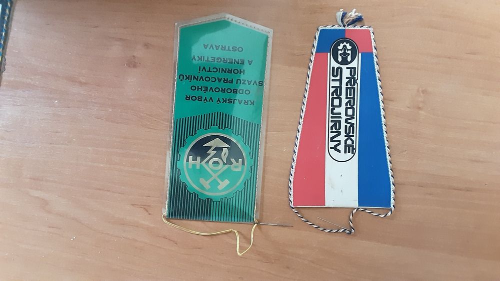 Продам колекцию значков Динамо Київа