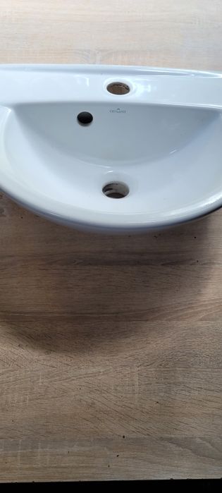 Sprzedam umywalke lazienkowa ceresit