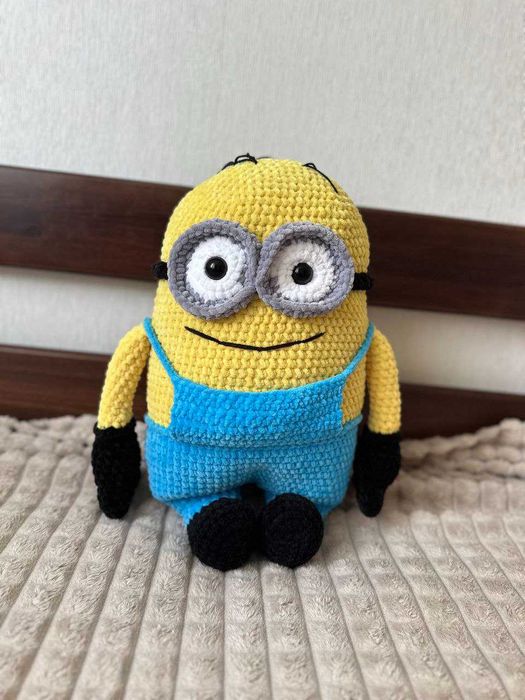 Іграшка ручної роботи амігурумі Міньйон