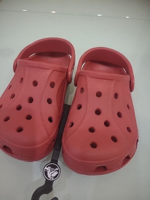 Дітячі босоніжки Crocs