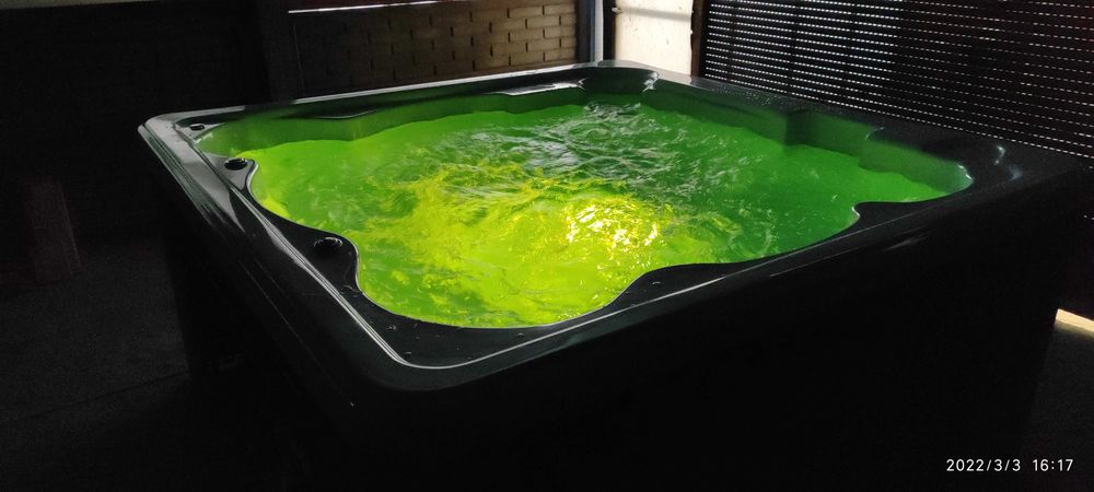 Jacuzzi komfortowe duże wygodne NOWE masaż ogrzewanie GRATIS transport