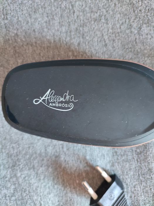 Escova de cabelo elétrica