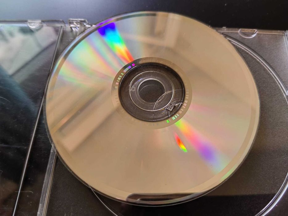 CD dos Vangelis, "1492 Conquest Of Paradise" (apenas o cd)