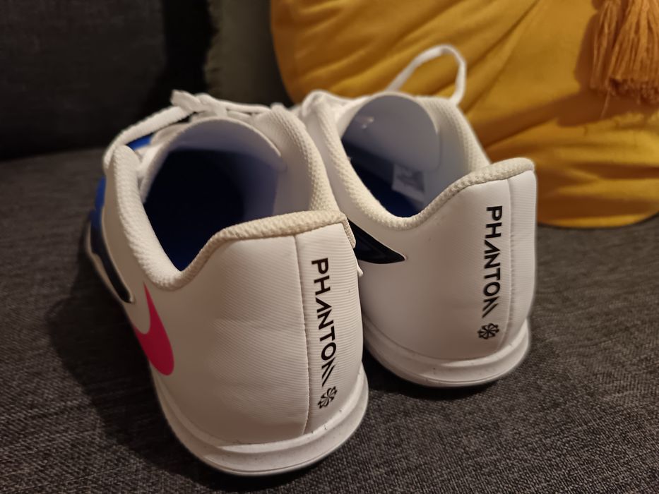 Sapatilhas NOVAS da Nike de Futsal.