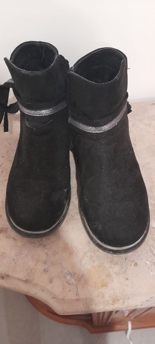 Botas menina pretas numero32