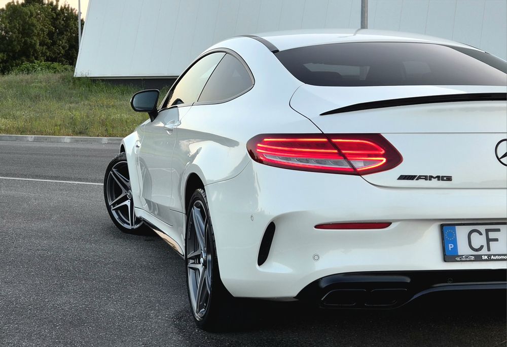 MERCEDES C63S COUPE 510 CV BI_TURBO V8 4.0