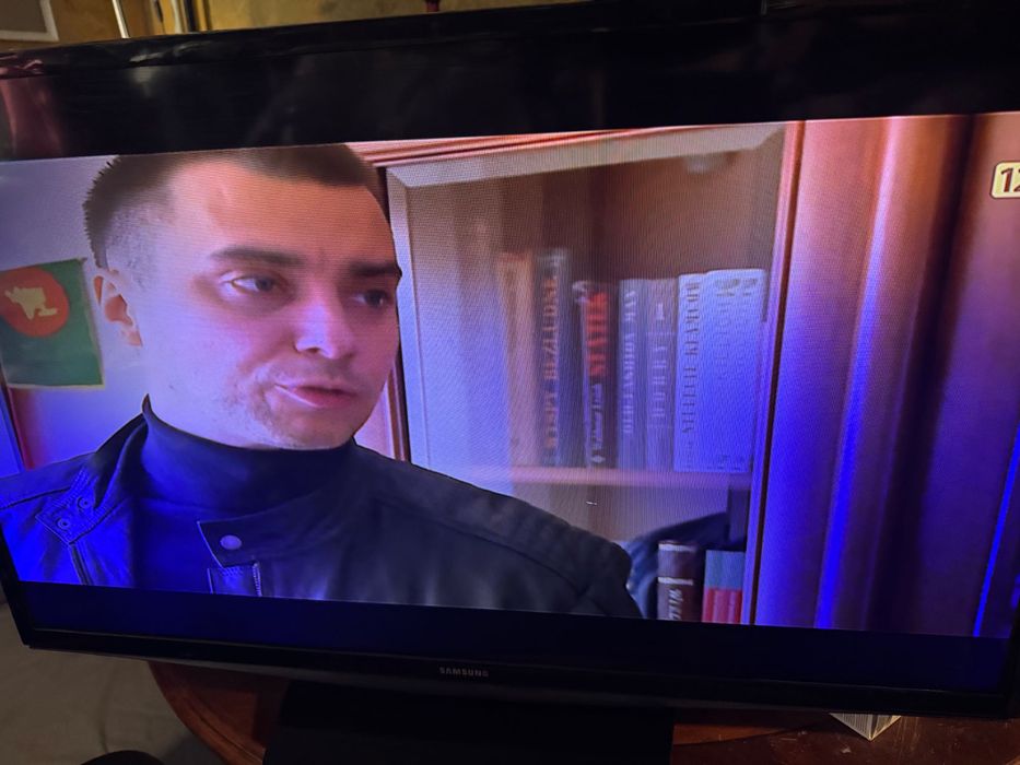 Sprawny telewizor Samsung UE32H4000