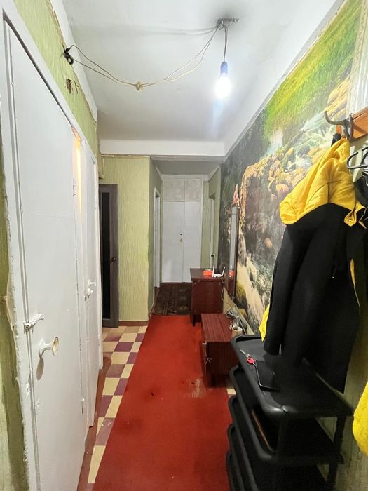 Продам 2-х  комнатную квартиру в г.Славянск