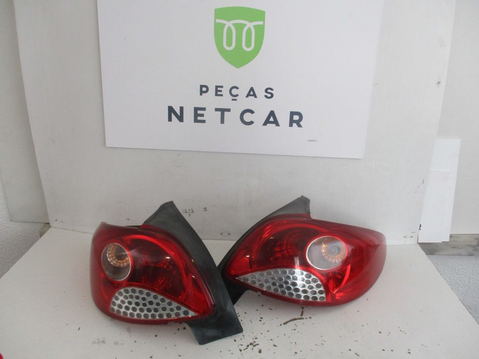 farolim farol trás peugeot 206 + 2010