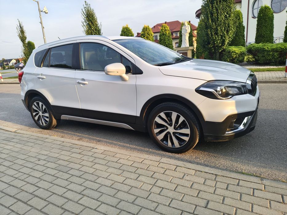 Suzuki S-Cross