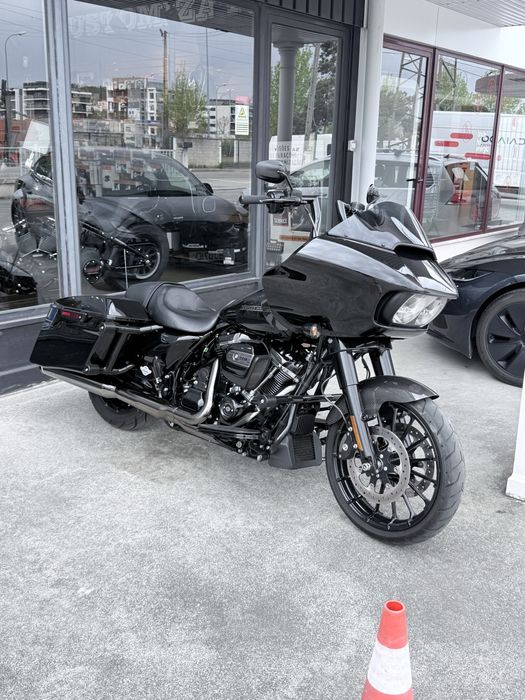 Harley davidson road glide