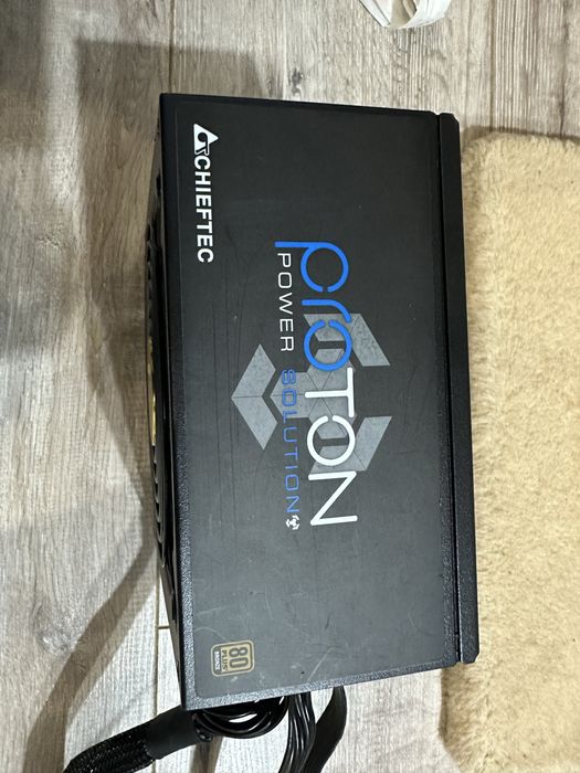 Блок питания chieftec proton 1000w