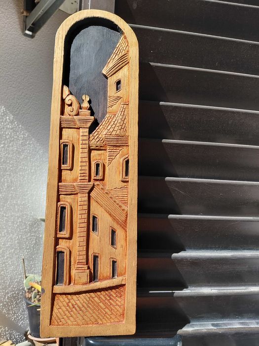 Quadro Esculpido na Própria Madeira