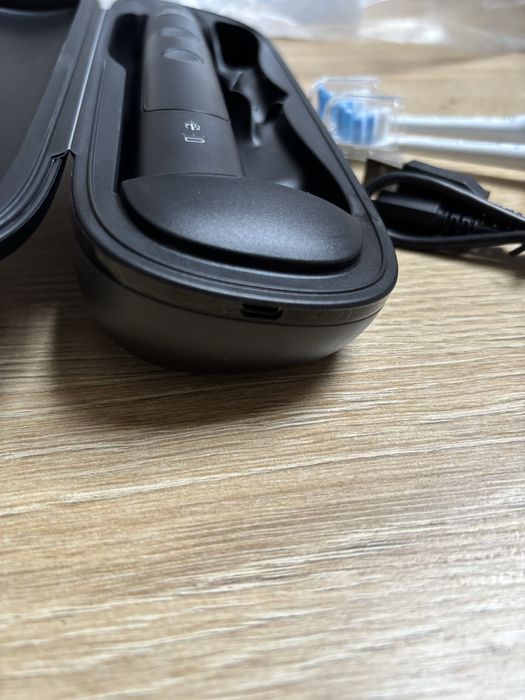 Philips Sonicare HX960K Czarna Szczoteczka soniczna case ładowarka