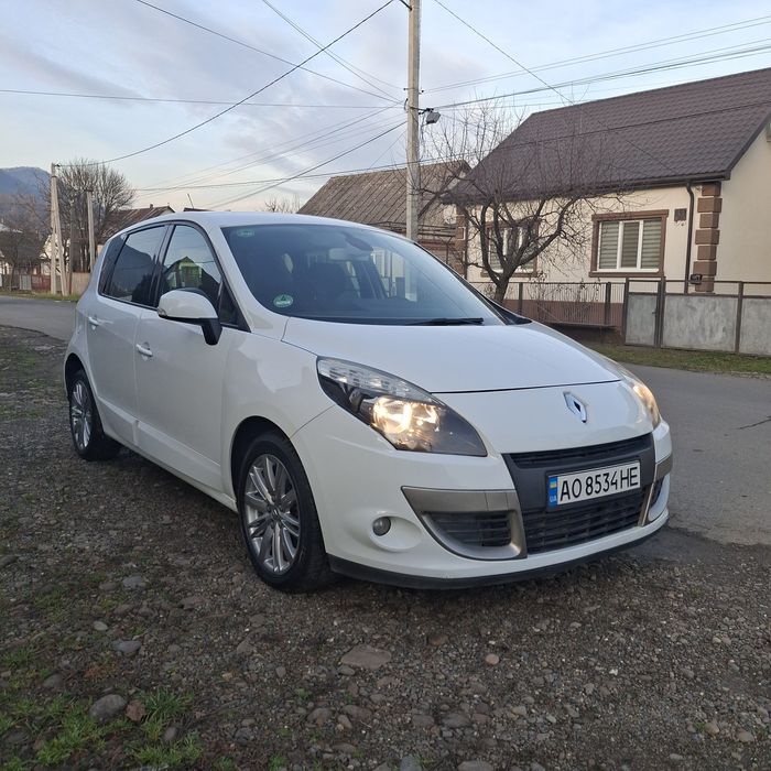Рено сценік 2010рік