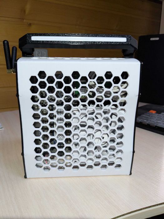 Компактний ПК AMD Ryzen 3 PRO 4350G / 8GB DDR4 / 128GB M2 SSD