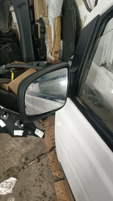 Двері vito 639 4х4 2011 рік