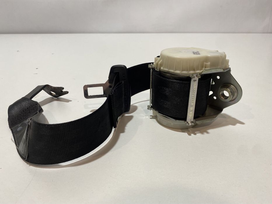 Ремінь безпеки передній/задній/правий/лівий Фольцваген Гольф плюс