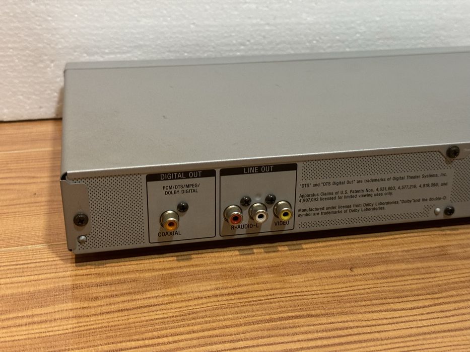 Leitor de CDs/DVDs Sony