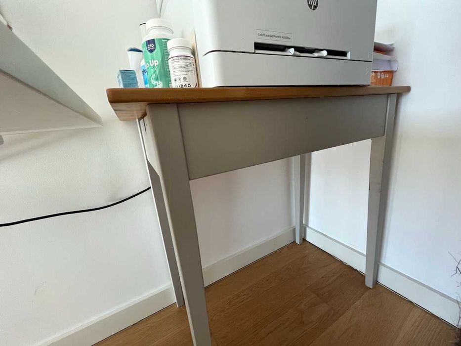 Compact Console / Side Table