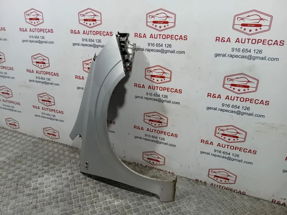 Guarda Lamas Frente Frontal Direito Opel Zafira B Original