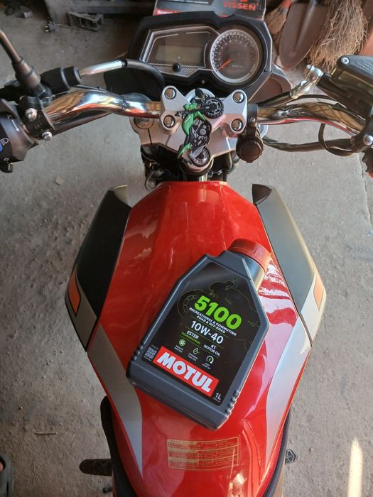 Мотоцикл SPARK SP200 R30