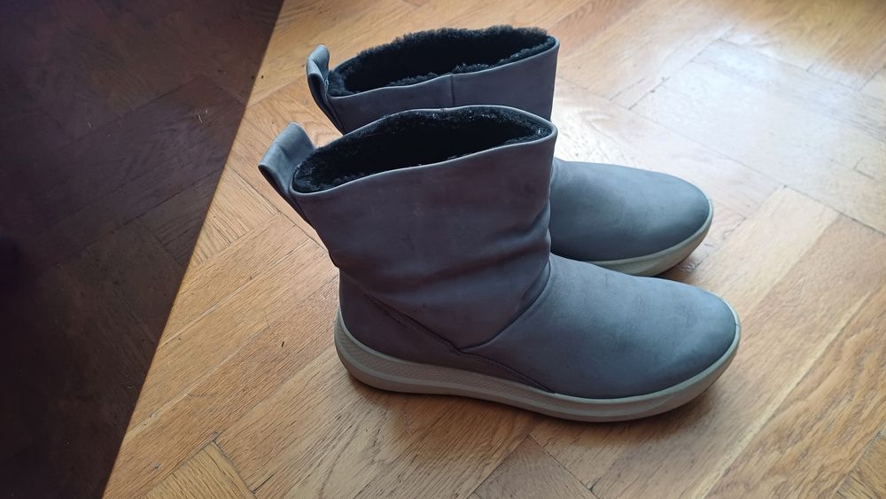 Ecco solite зимові