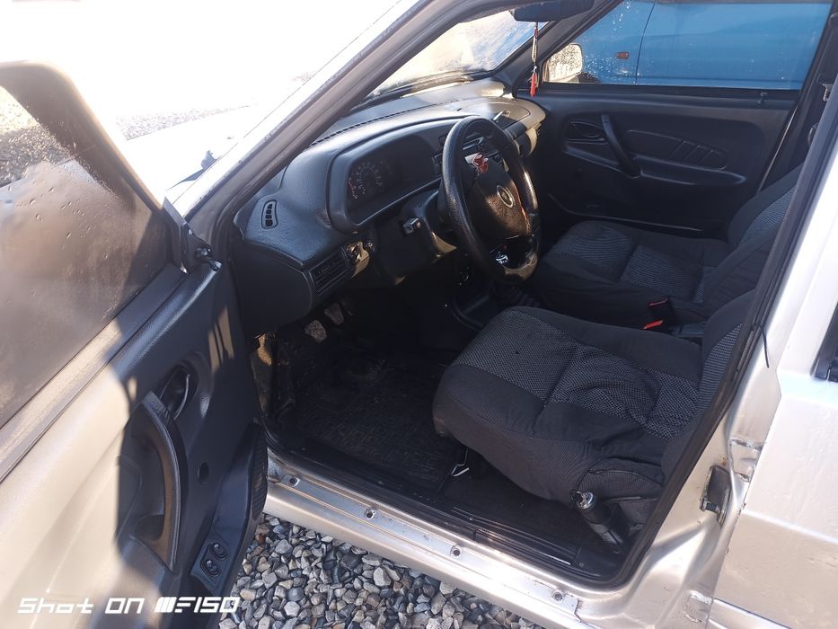 Продам ваз 2115 на ходу.