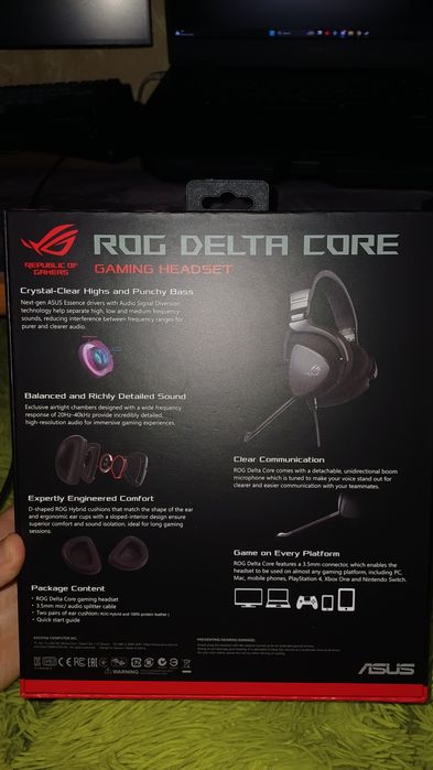 Asus rog delta core з мікрофоном