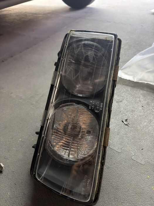Farol bmw e36 leia