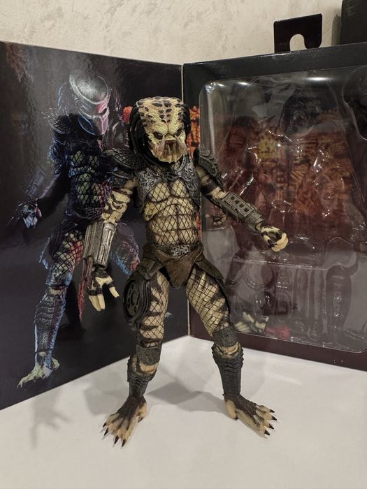 Оригінальна фігурка  Neca predator
