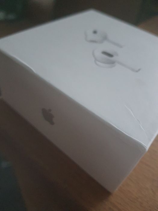 Apple AirPods Pro 2nd Generation