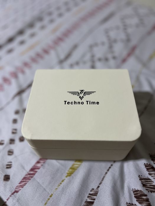 Conjunto de relógio e pulseira prata