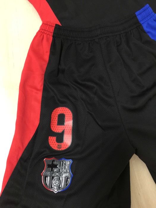 Zestaw koszulek piłkarskich dla dzieci Lewandowski Black R.24