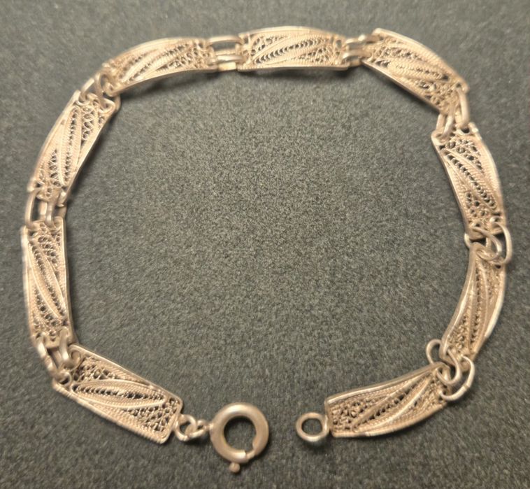 Pulseira em prata filigrana
