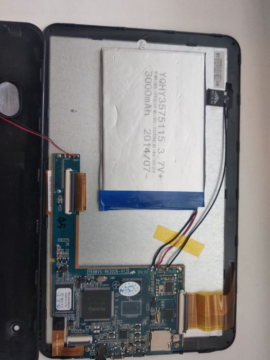 Планшет MANTA MID714