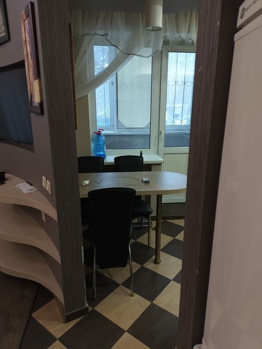 Газовий котел біля лісу