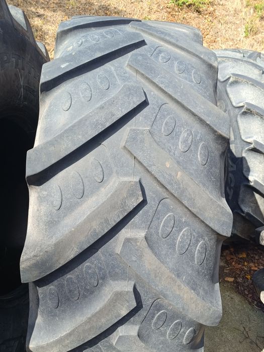 Opony 520/85-38 (20.8-38)