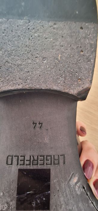 Srebrne buty Lagerfeld rozmiar 44