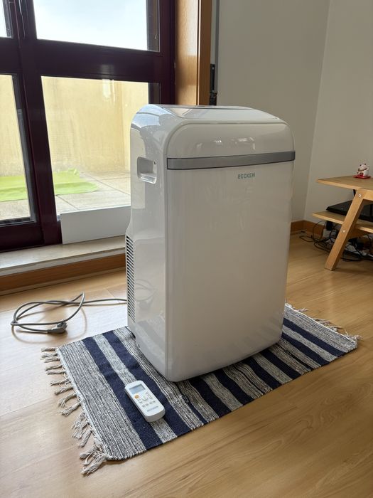 Ar Condicionado Portátil Becken 12000 BTU - Como Novo