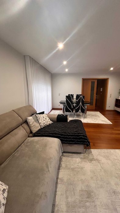 Apartamento T2 na Madalena