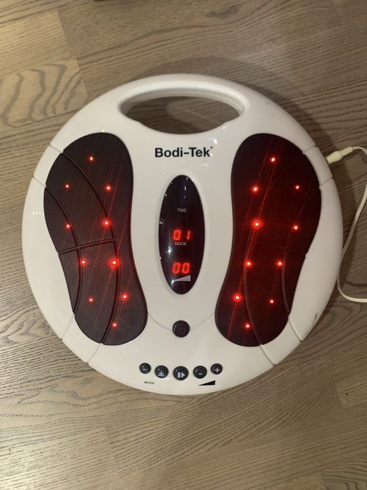 Масажер для ніг Bodi-Tek.