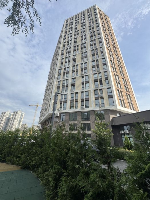 Продаж комерційного приміщення 88 м² | ЖК Madison Gardens | Бровари без %