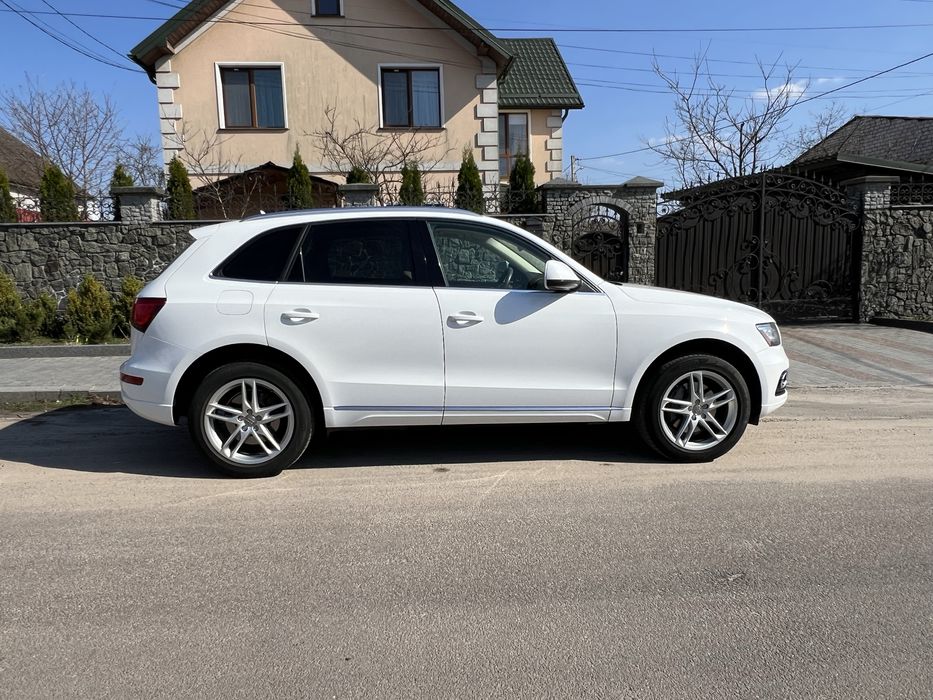 Продам Audi Q5 3.0 TDI
