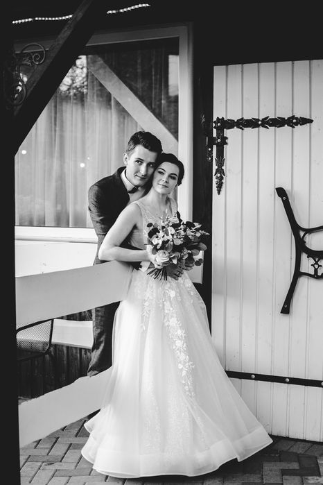 Suknia ślubna 36 38 koronka kwiaty ivory